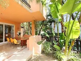 Real De La Ermita *